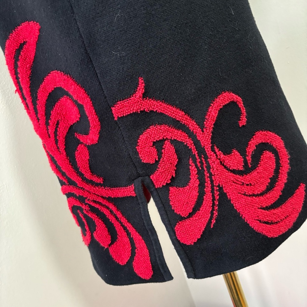 Chico’s Black and Red Long Embroidered Cardigan Size 0 - Picture 6 of 11